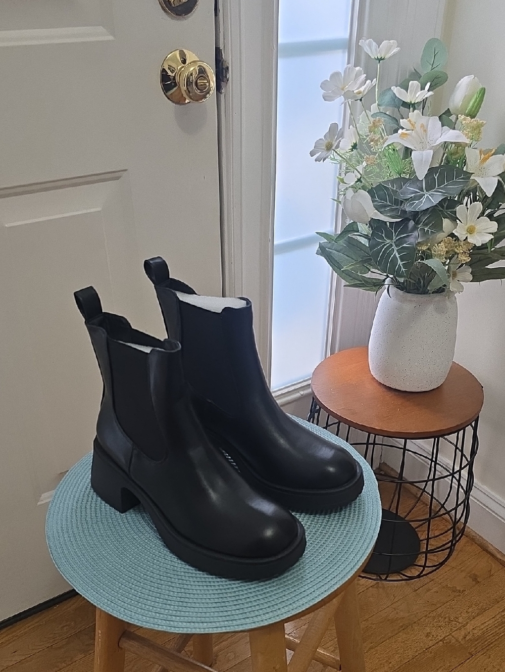 Dirty Laundry Brand Women's Black Slip-on Moto Boots Size 6.5
